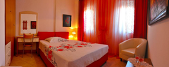 02-popis-nikon2015-003824_stitch(850x340)_1000x400